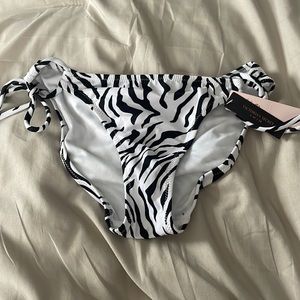 Zebra bikini bottoms